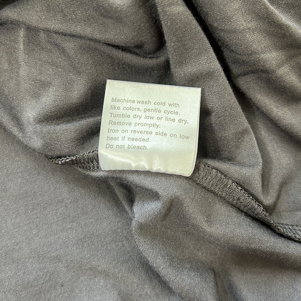 Milk Nursingwear Short Sleeve Faux Wrap Top Size M - Picture 11 of 11